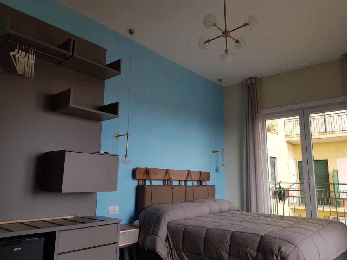 Euforia Napoli - Tre Sedi - Three Locations B&B 외부 사진
