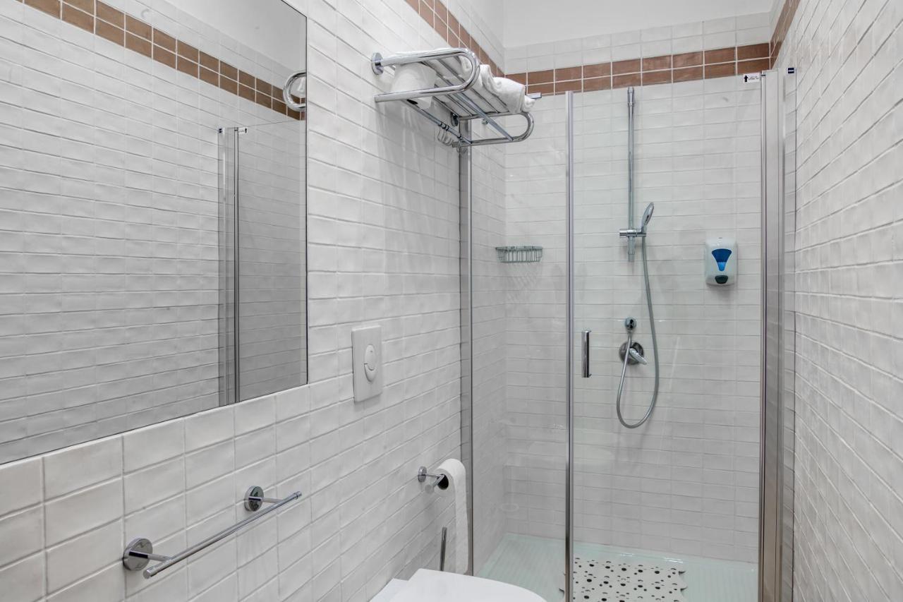 Euforia Napoli - Tre Sedi - Three Locations B&B 외부 사진
