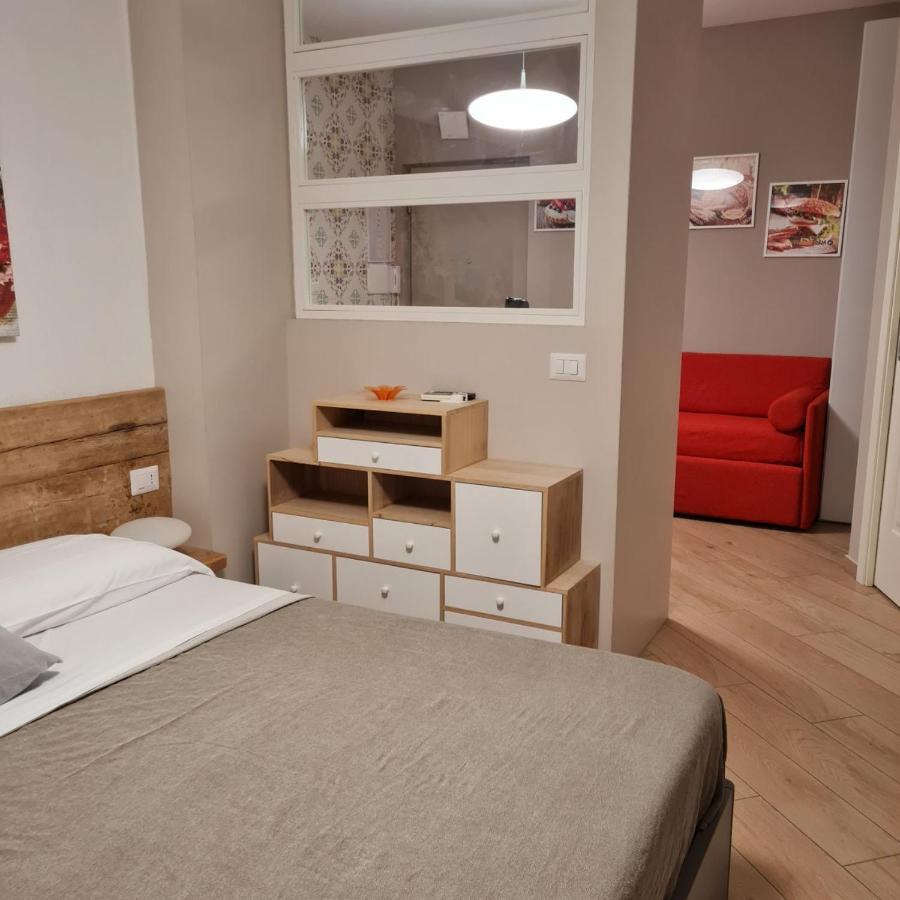 Euforia Napoli - Tre Sedi - Three Locations B&B 외부 사진