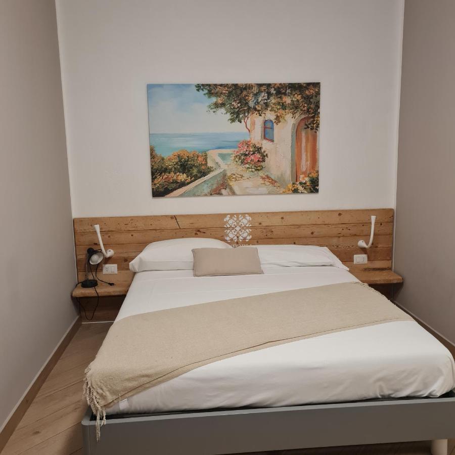 Euforia Napoli - Tre Sedi - Three Locations B&B 객실 사진